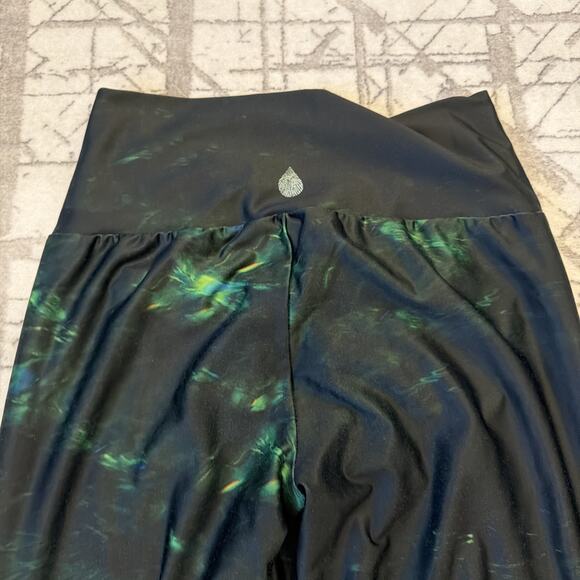 Waterlust Women's Fountain of Youth Leggings 50+UPF Multicolor Green Size Medium - Picture 7 of 10